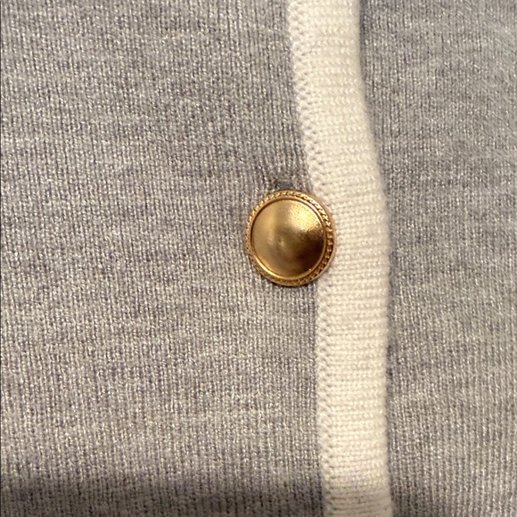 Marled Gray and White Knit Top - Picture 3 of 4